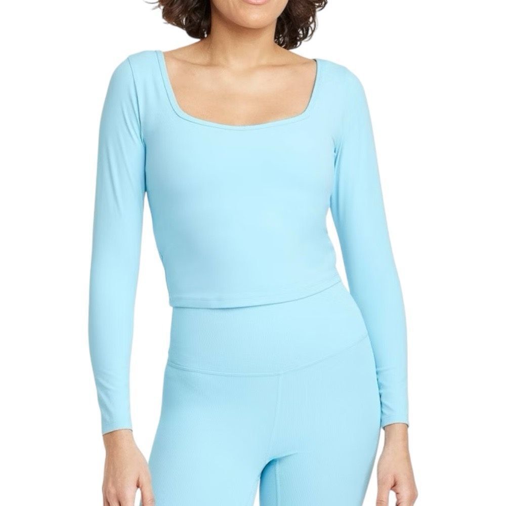 NEW All in Motion Everyday Soft Long Sleeve Light Blue Top Small